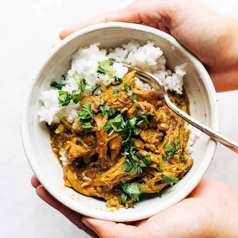 Tandoori chicken in bowl with rice.