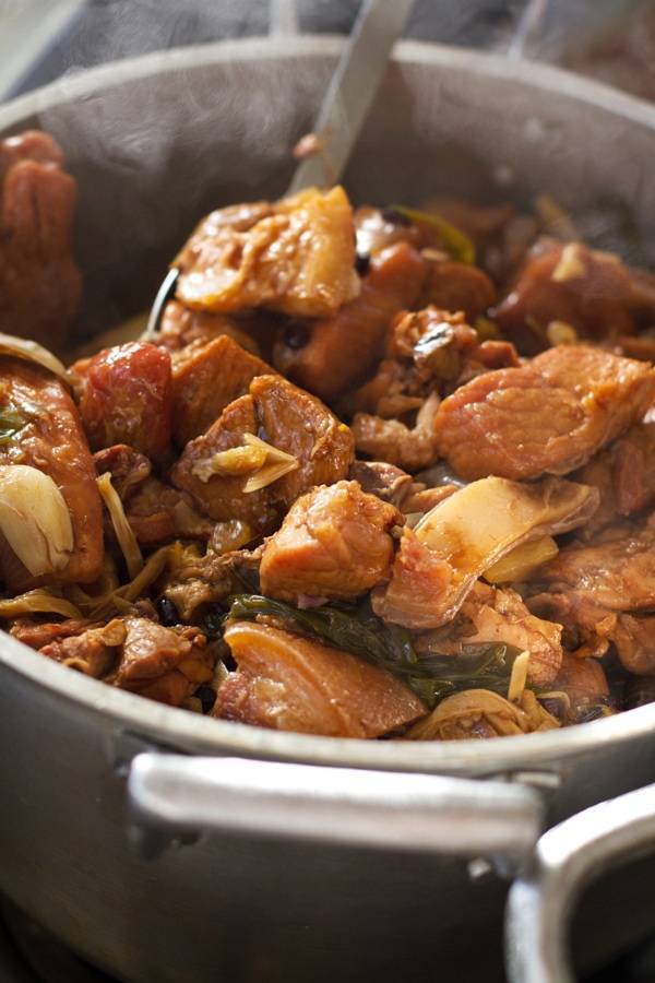 Filipino humba in a pot.